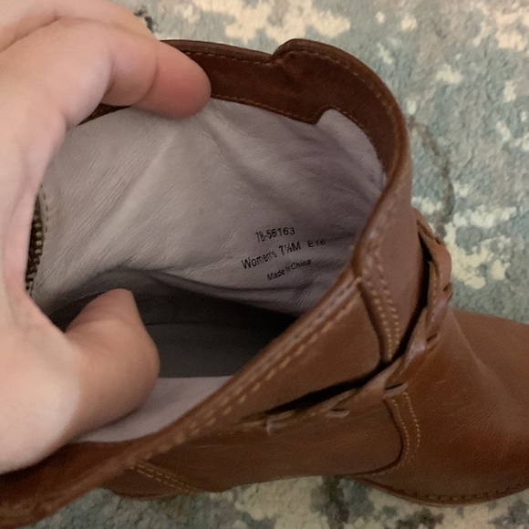 Great condition leather wedge booties - Picture 4 of 4